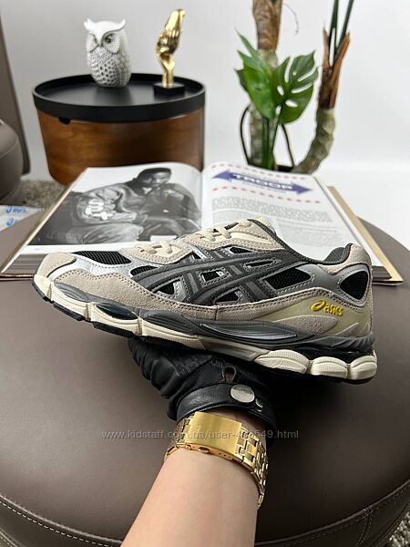 Кросівки чоловічі ASICS Gel-NYC Grey Beige, замш/текстиль