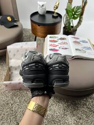 Кросівки жіночі New Balance 1906D Grey Black, замша/текстиль