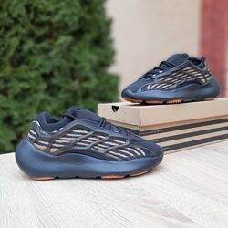 Кросівки чоловічі Adidas Yeezy 700 V3 чорні з помаранчевим 