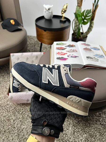 Кросівки жіночі New Balance 574 Navy Wine, замша
