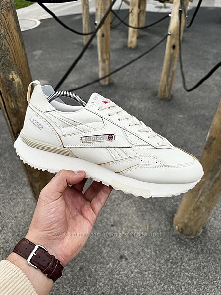 Кросівки чоловічі Reebok LX 2200 бежеві, шкіра
