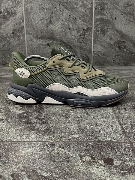 Кросівки чоловічі Adidas Ozweego хакі