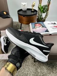Кросівки чоловічі Nike Air Zoom Winflo 8 Shield black white
