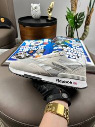 Кросівки чоловічі Reebok Classic LX2200 світло сірі