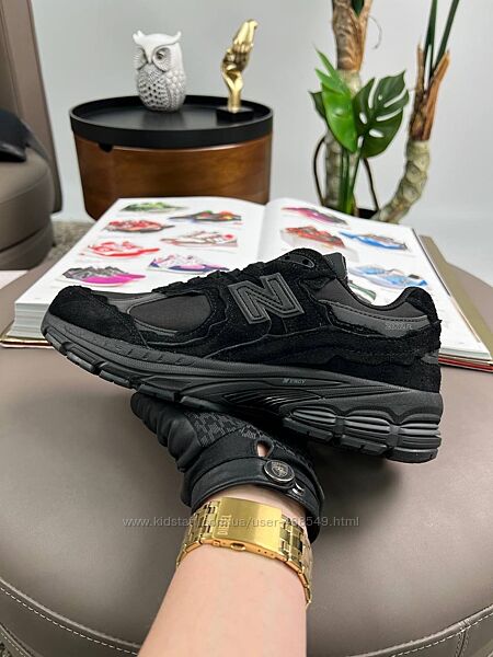 Кросівки чоловічі New Balance 2002R ML Black