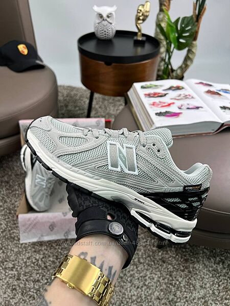 Кросівки чоловічі New Balance 1906R New Light Grey, шкіра/сітка