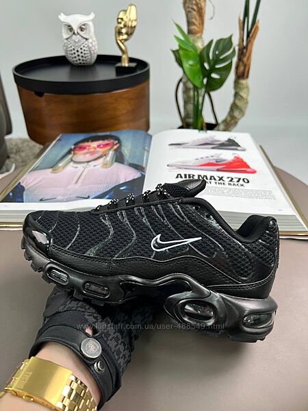 Кросівки жіночі Nike Air Max Plus black