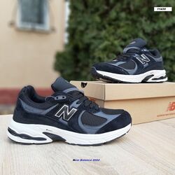 Кросівки чоловічі New Balance 2002 R чорні з білим