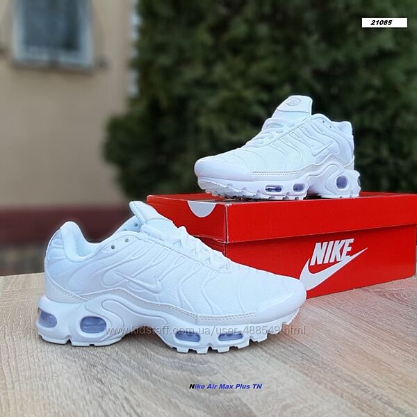 Кросівки жіночі Nike Air Max Plus TN білі