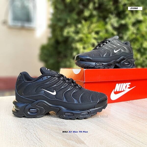 Кросівки жіночі Nike Air Max TN Plus чорні