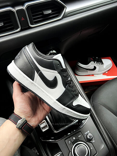 Кросівки підліткові Nike Air Jordan 1 Low, шкіра, чорні з білим, 36-41р