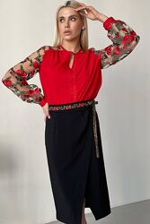 Жіноча ошатна блуза з квітами на рукавах / женская нарядная красная блуза
