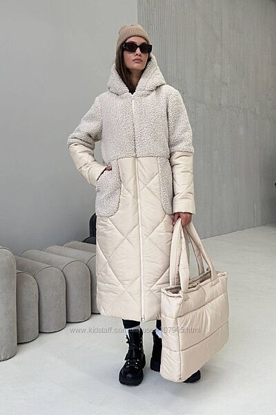 Жіноче зимове пальто оверсайз зі штучним хутром і капюшоном / Зимнее пальто