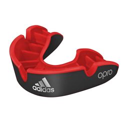 Капа взрослая Adidas / OPRO Silver. Цвет черный / красный.