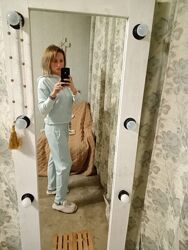 Легкий велюровий жіночий костюмчик UGG