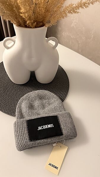 Шапка Jacquemus