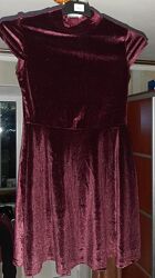нарядное бордовое платье для девочки ростом 140см