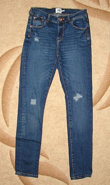 Стильные джинсы 158 р.