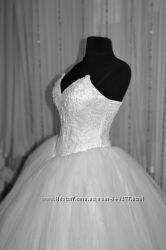 Красивое свадебное платье