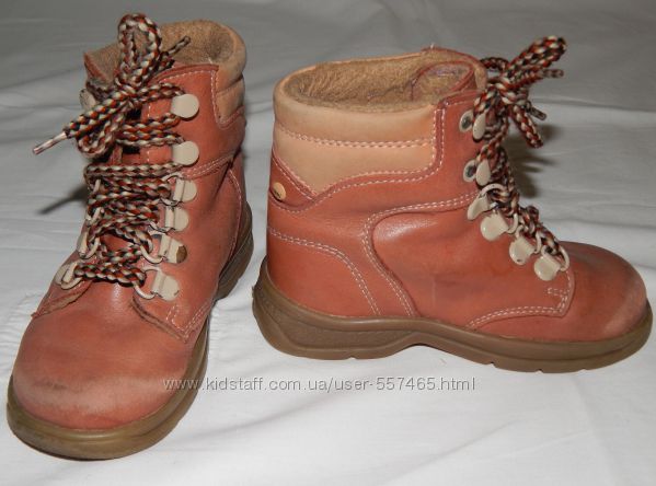 Кожаные коричнево-бежевые демисезонные ботинки. Размер 25.