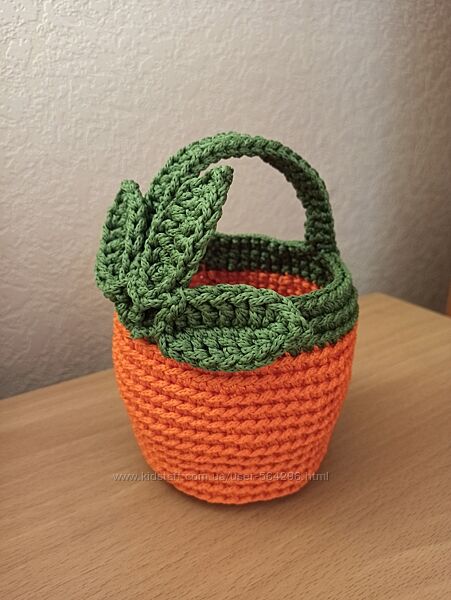Вязані кошики ручної роботи