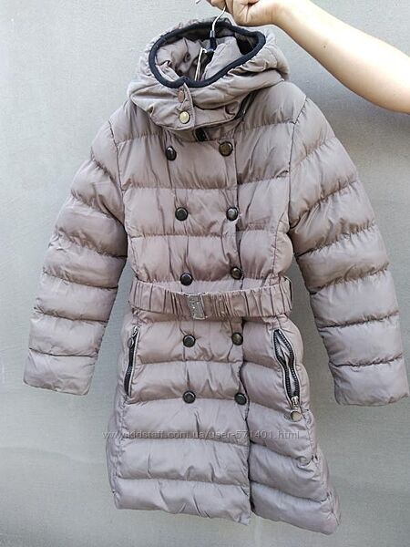 Зимнее пальто с капюшоном, очень теплое, на 7-8лет.