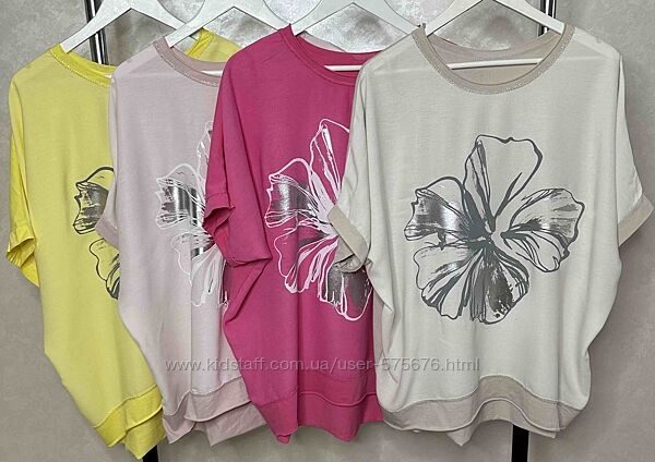 Італія на ог 140 см і ос 132 см Футболка з квіткою батал