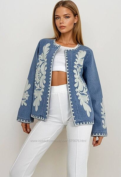 S, M, L  Жакет із вишивкою