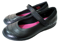 Clarks Daisy Dena  кожаные туфли размер  33, 33. 5, 34, 35 