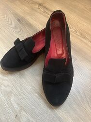 Лофери натуральний замш р.39