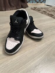 кросівки Nike р.39