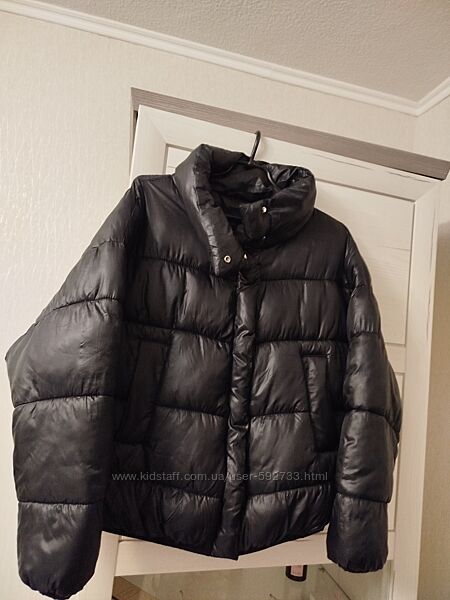 Куртка на сінтепоні Stradivarius