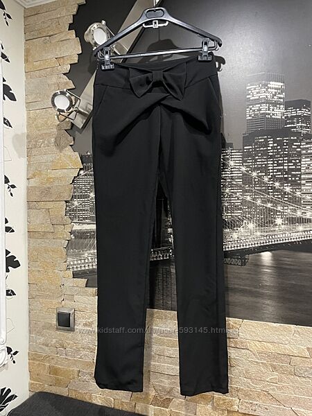 Жіночі чорні штани брюки Італія