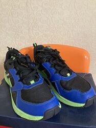 Кросівки Reebok Road Supreme, розмір 35