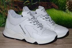 Ботинки зимние кожаные деми Balenciaga А28 белые размер 36 37