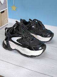 Кросівки 34-38рр