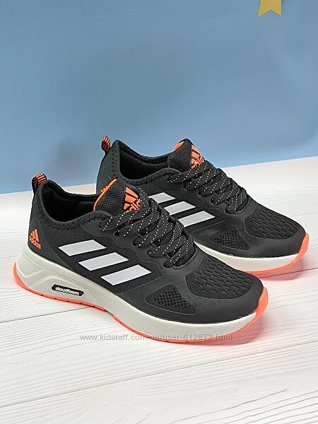 Adidas 36-41 рр чорні з помаранчевим