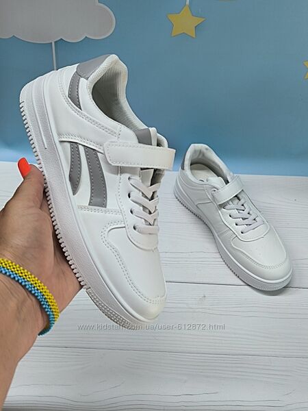 Кросівки 35рр 