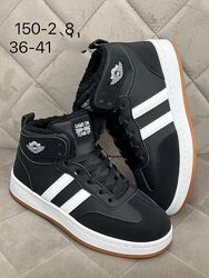 Зимові кросівки 36рр