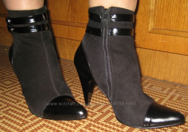 Ботинки  натуральный замш. Р-р 38. Новые.