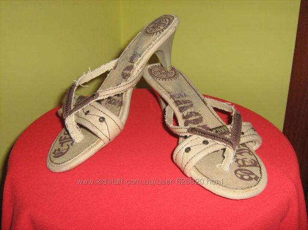 Шлепанци Gflag р. 39