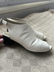 Босоножки шкіра