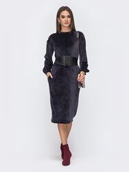 Платье миди прямого кроя из велюра серое