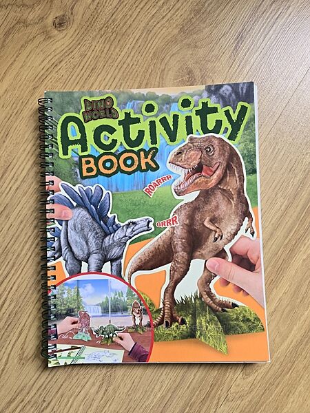 Activity book Динозавры на английском языке 