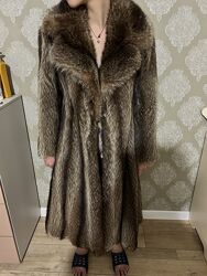 Продам шубу с енота привезена из США