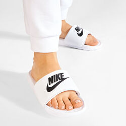 Тапки жен. Nike W VICTORI ONE SLIDE арт. CN9677-100