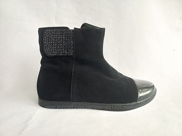 Черевики півчоботи замша, устілка 23 см.