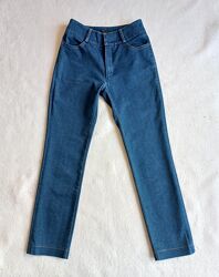 Джинси стрейч, довжина 89 см.