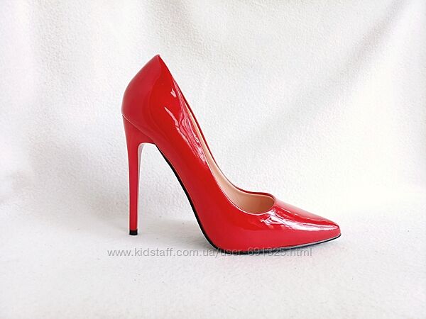 Туфлі червоні шпилька, устілка 24,5 см.