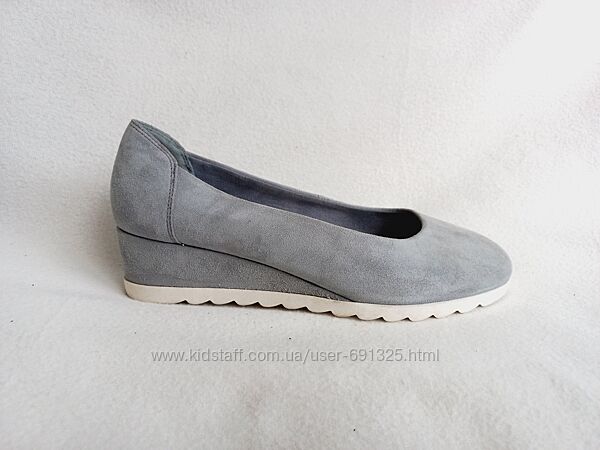 Туфлі замша танкетка, устілка 24 см.